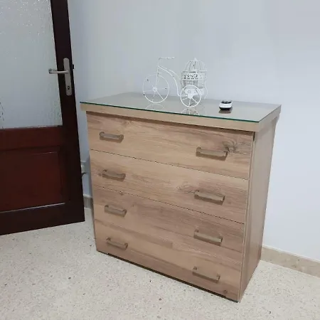 Apartment Centrally Located Spacious 3 Bedroom Apt. Gzira